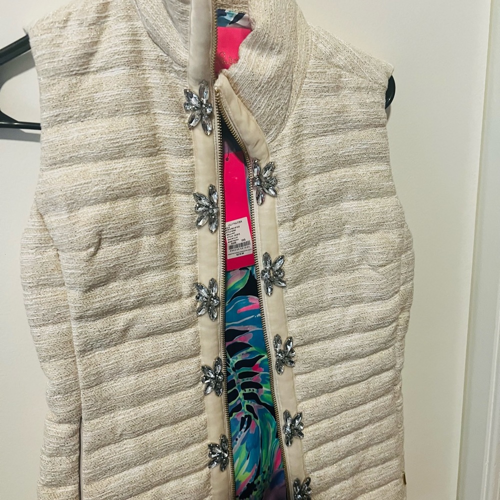 Vest - Picture 2 of 2